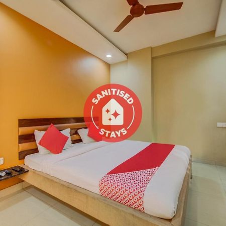 Oyo 18431 Hotel Celestee Grand Haïdarabad Extérieur photo