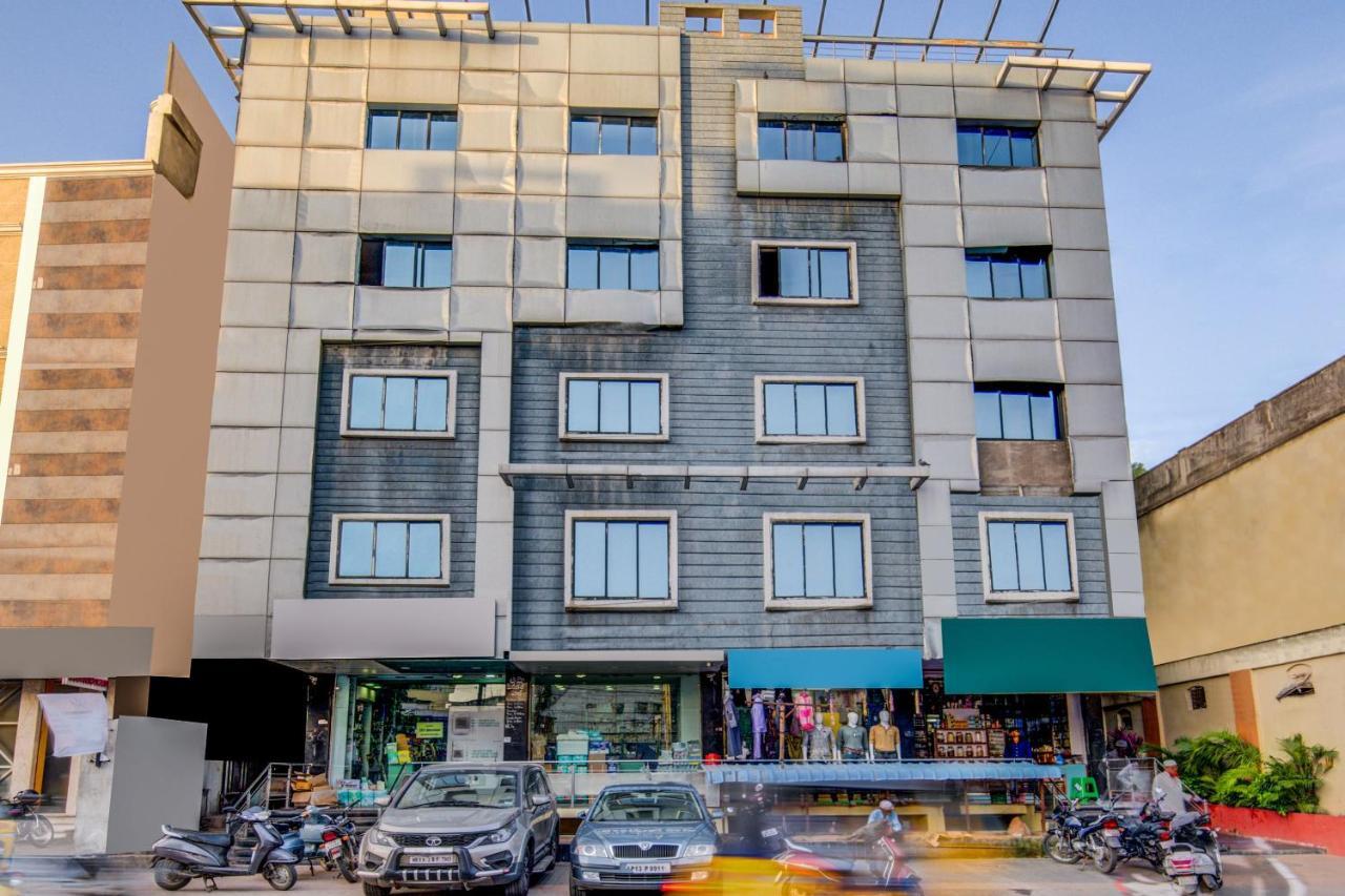 Oyo 18431 Hotel Celestee Grand Haïdarabad Extérieur photo